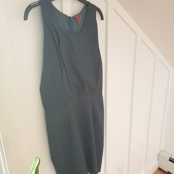 Saks 548 NWT Green Dress - pretty open back - Picture 3 of 16